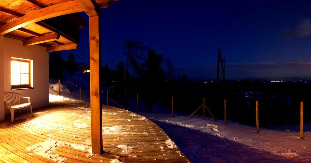 Апартаменты Almhaus Karantanien Хохриндль Экстерьер фото